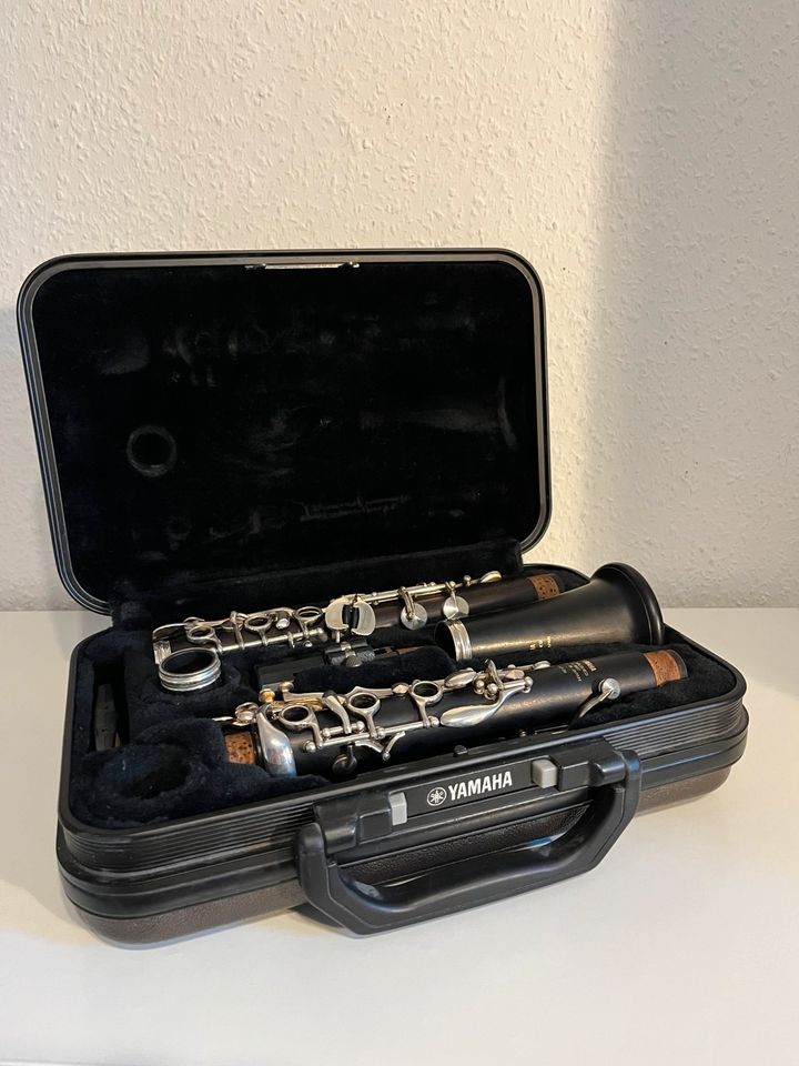 Yamaha Klarinette 457-20 mit Ständer in Göttingen