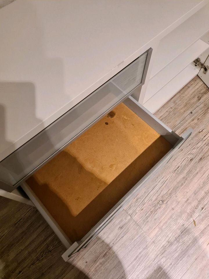 IKEA Sideboard Lowboard Kommode Schrank Schubladen Regal in Essen