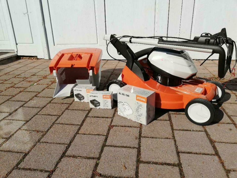 Rasenmäher RMA 448 PV AKKU Stihl Kabellos mit AP 300 & AL 300 in Dorfen