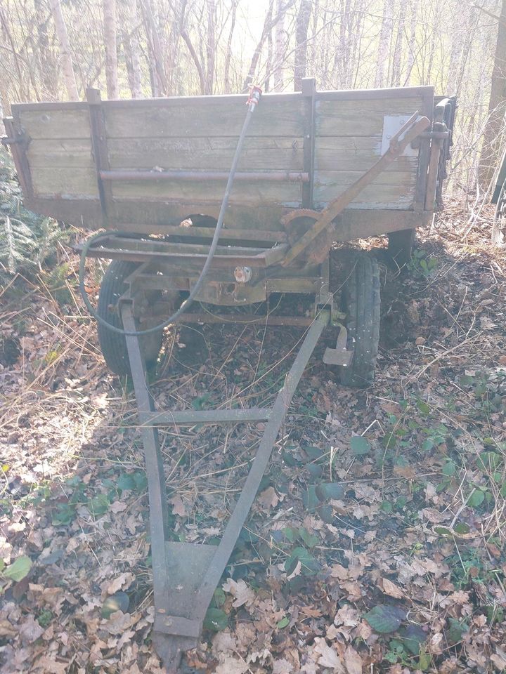 Anhänger Traktor Gummiwagen zweiseitenkipper in Limbach-Oberfrohna