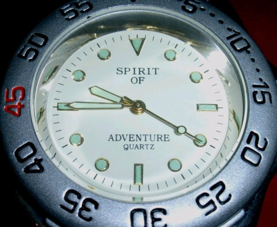 Armbanduhr für Herren "Spirit of Adventure" in Göttingen