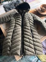 DKNY Daunenjacke/Mantel Größe S Hessen - Limburg Vorschau