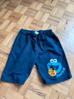 Jungen Shorts Krümelmonster Sesamstraße Gr. 122 - guter Zustand Hessen - Hohenahr Vorschau