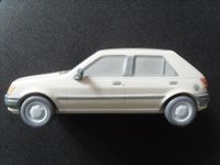 Lladro Ford Fiesta 1989, beige Car, Porzellan-Auto f. Sammler Essen - Essen-Katernberg Vorschau