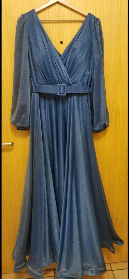 Abendkleid Gr. 44 Farbe indigo blau in Kaufering