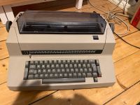 IBM elektrische Schreibmaschine vintage Retro Kugelkopf Hessen - Fulda Vorschau