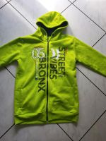 Kaputzen Sweat Jacke Gr. 170/176 mit Reißverschluss Hessen - Schmitten Vorschau