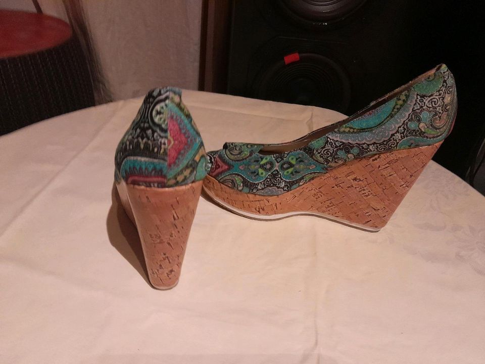 ❤️ PLATEAU SCHUHE KEILABSATZ GR.40, NEU! TÜRKIS BUNT in Moosburg a.d. Isar