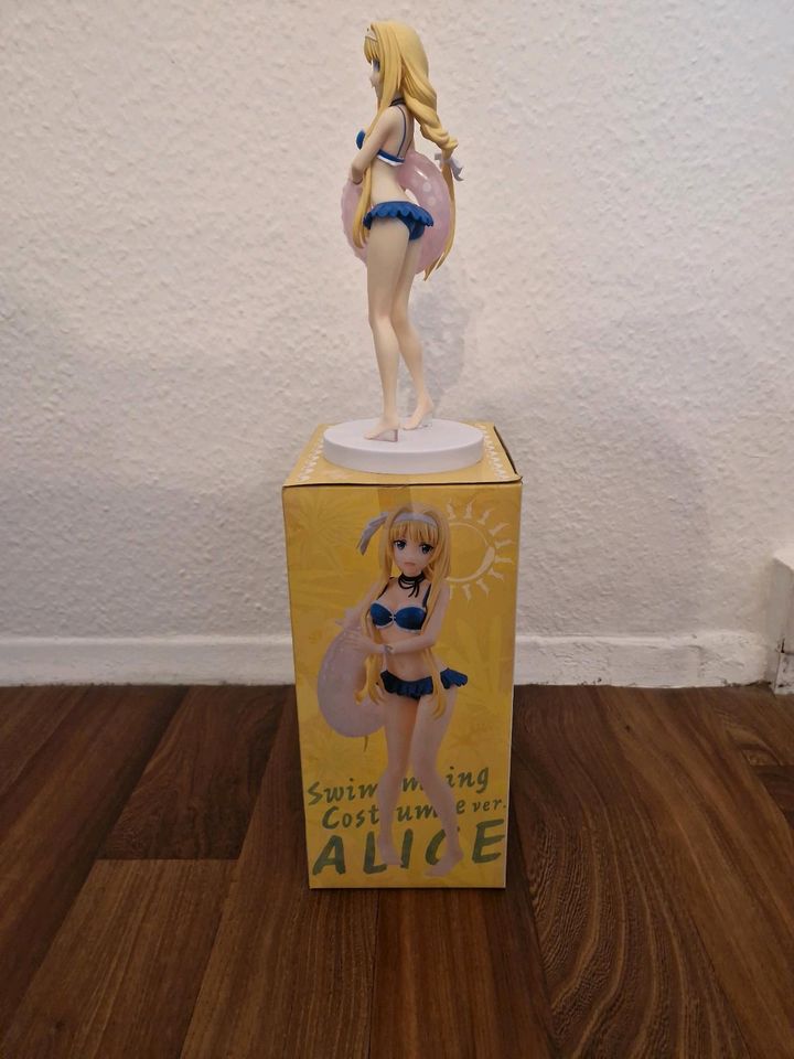 Swort Art online Alice Swimming Costume ver. Furyu in Berlin