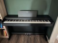 E Piano Yamaha Arius YDP 144B Sachsen - Riesa Vorschau