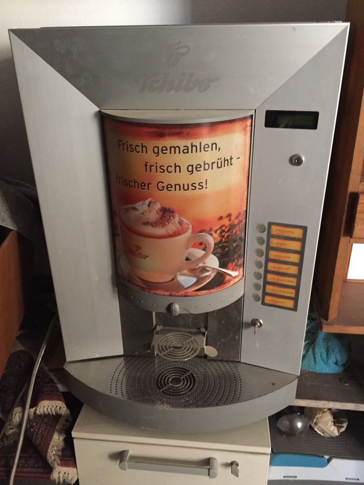 Tschibo Kaffeeautomat mit 7 Funktionen Gastroautomat in Mannheim