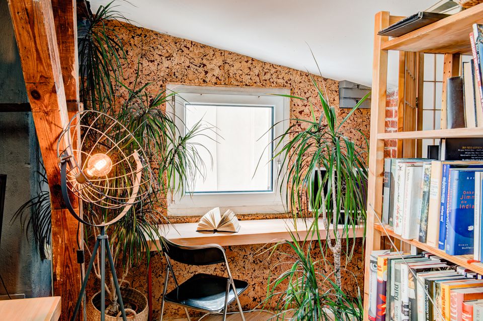 Schreibtisch // coworking // Gemeinschaftsbüro // Flex Desk // Mieten in Berlin