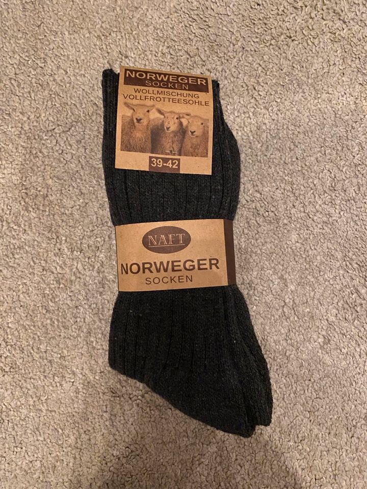 3 Paar Norwegersocken - Gr. 39 - 42 - Neu in Wiesmoor