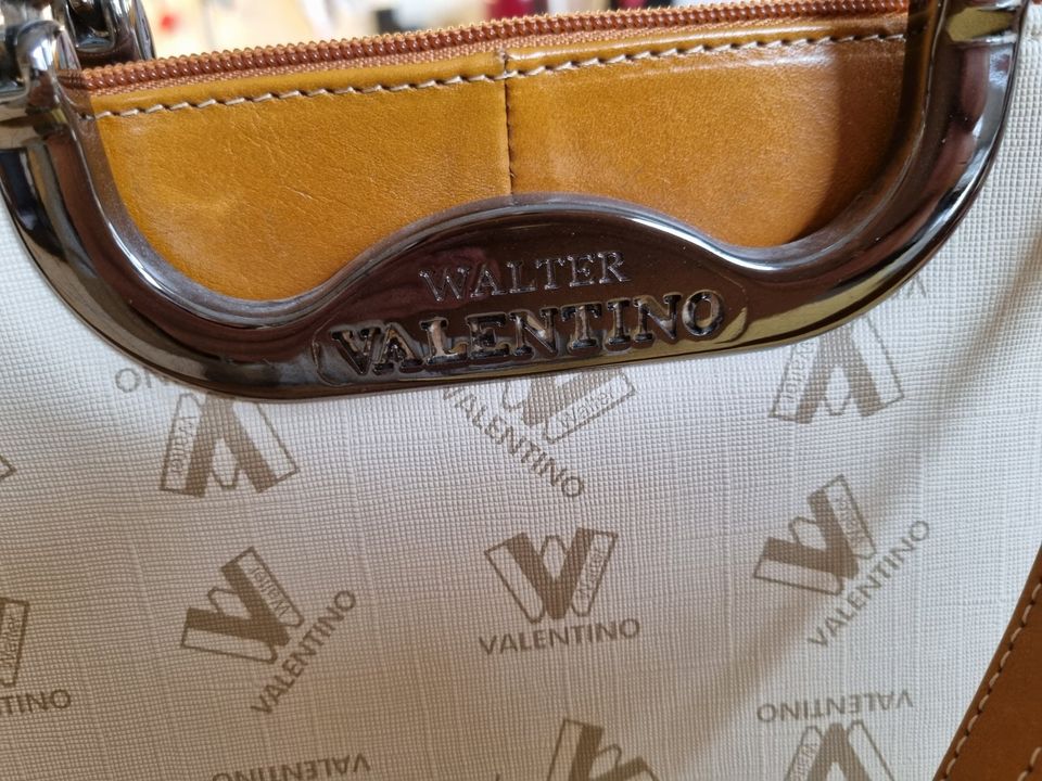 Damen Designer Tasche Walter Valentino in Rheinland-Pfalz - Kandel | eBay  Kleinanzeigen ist jetzt Kleinanzeigen