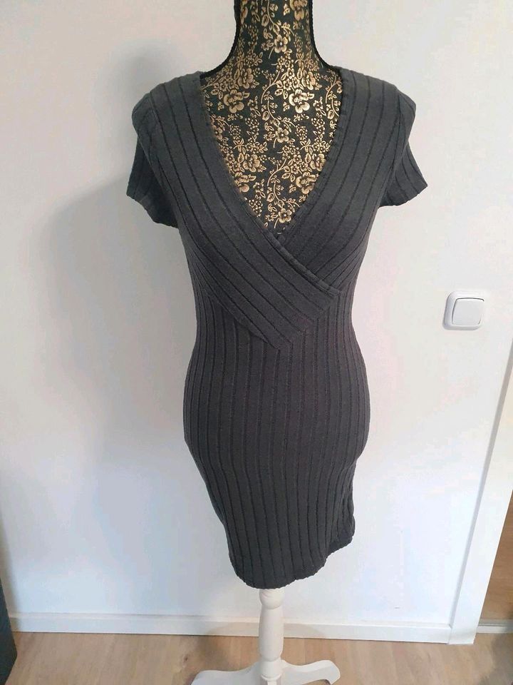 Sexy Strick Kleid Dunkelgrau Neu in Neuss