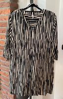 TAKKO FASHION Maxi Blue Kleid Gr. 48/4XL beige schwarz Muster Nordrhein-Westfalen - Wülfrath Vorschau