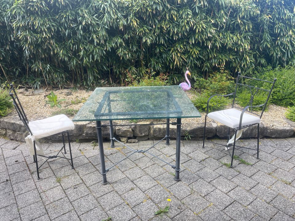 Tisch mit 4 Stühlen geschmiedet für drin und draußen, Glas in Leopoldshöhe