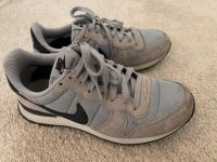 Nike Sportschuhe Sneaker blau/grau Größe 37,5 Rheinland-Pfalz - Rheinzabern Vorschau