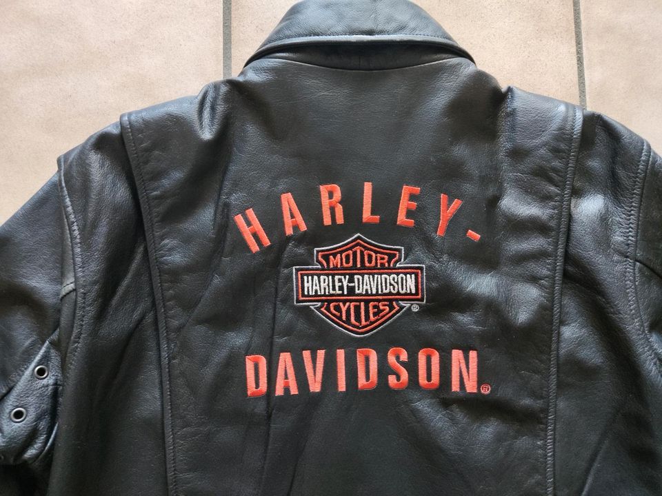 Harley Davidson Lederjacke M Tall in Erkelenz