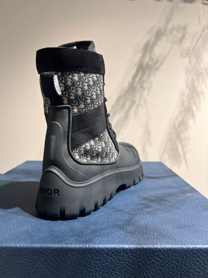 Dior Lace Up Boot in Düsseldorf