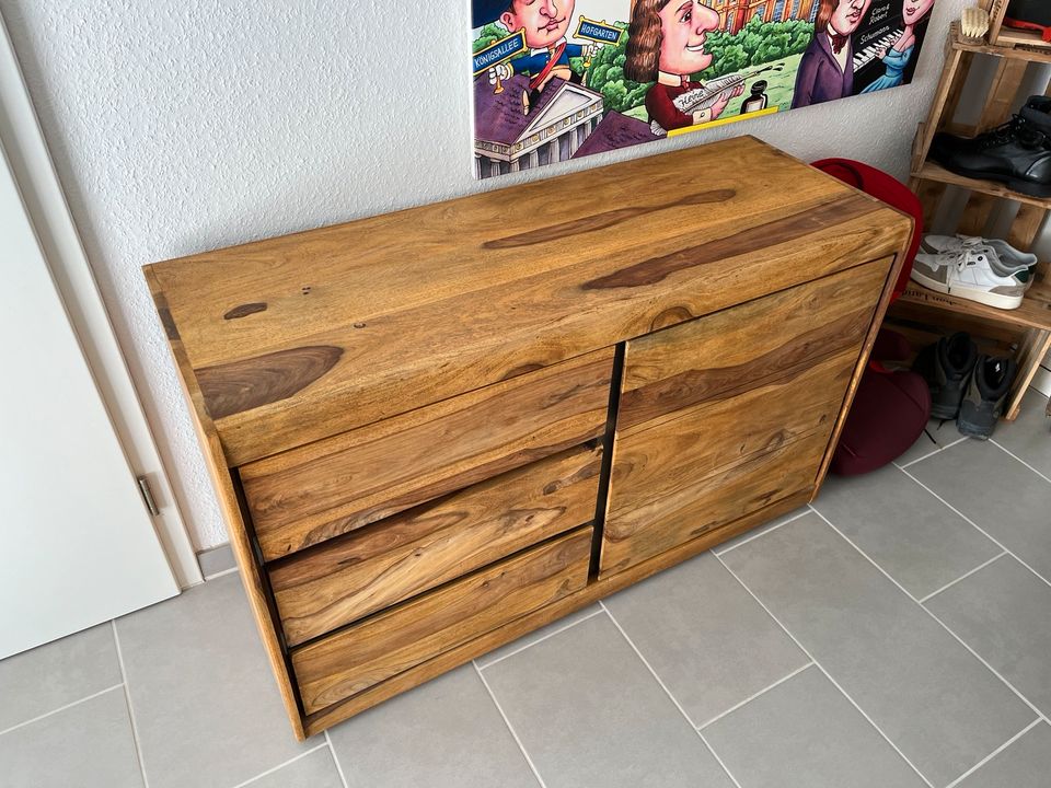 Shesham Sideboard, Massivholz in Minden