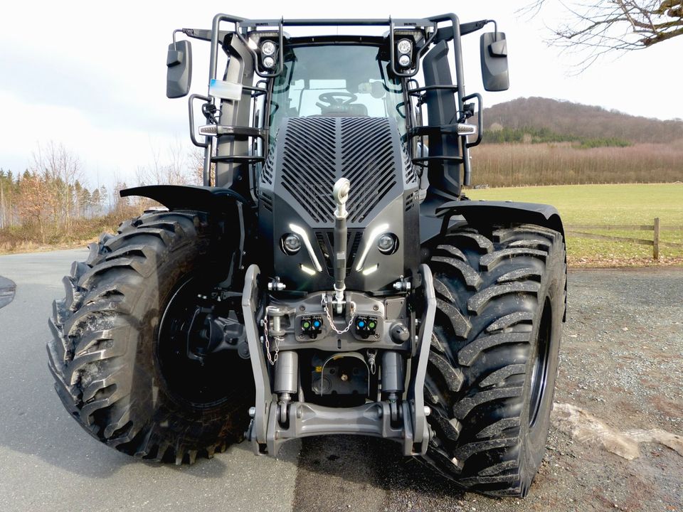 Forstumbau Valtra Q285 und Q225 Q245 Q265 Q305 , Q-Serie in Schmallenberg