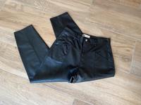 Zara Kunstleder Hose 42 schwarz tapered Rheinland-Pfalz - Ahrbrück Vorschau