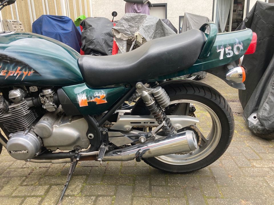 Kawasaki Zephyr 750 Bj 06-1993 läuft+fährt KEIN Wartungsstau in Bochum