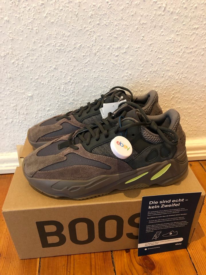 Adidas Yeezy Boost 700 Mauve NEU I 44 I US 10 I Kanye West 350 in Berlin