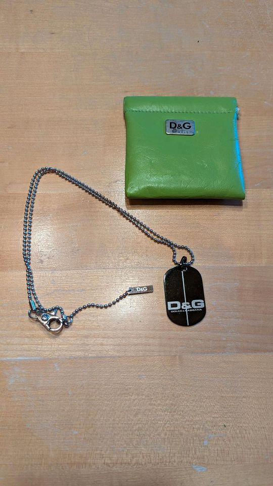 Dolce and gabbana 2025 dog tag necklace