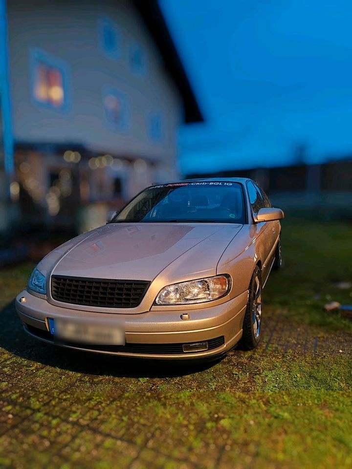 Opel Omega B 3,0L Limo in Ainring