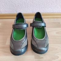 Schuhe Sano grau EUR 6 US 8,5 wenig getragen Hessen - Bad Vilbel Vorschau