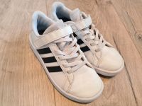 Adidas Gr.29 Sneaker Schuhe Klettverschluss schwarz weiß Nordrhein-Westfalen - Paderborn Vorschau