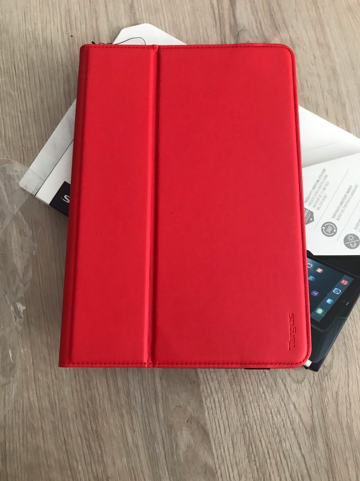 Targus Versavu Case für das iPad Pro 10.5" im rot in Hamburg