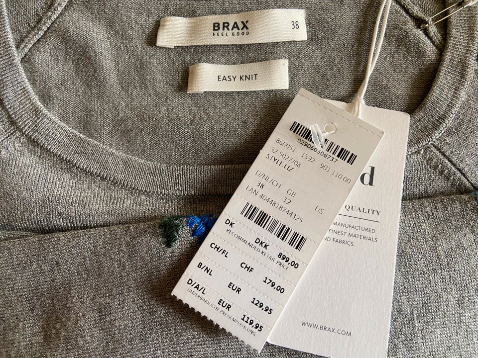 BRAX Brax Pullover mit Stickerei auf beiden Ärmeln Gr. 38 NEU in Gütersloh