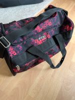 4you Sporttasche Tasche Reisetasche schwarz pink Muster Schule Berlin - Lichtenberg Vorschau