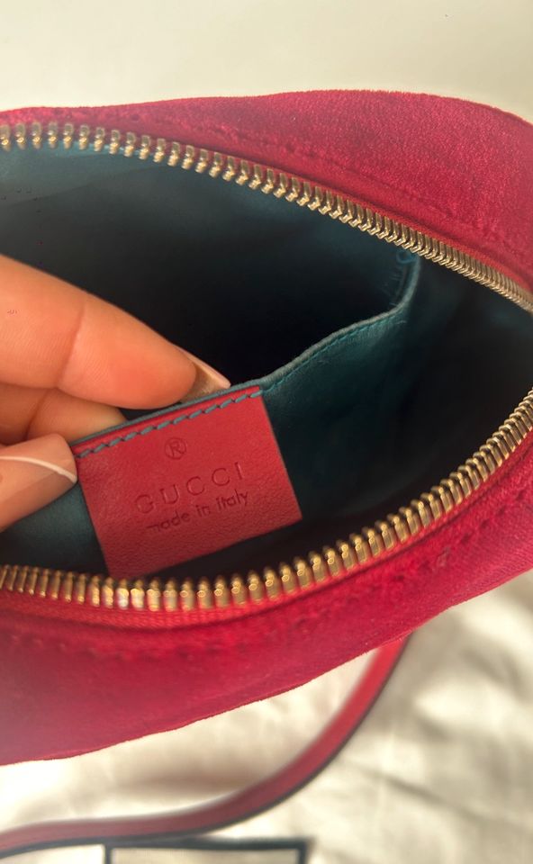Gucci GG Marmont Small Velvet Red in Frankfurt am Main