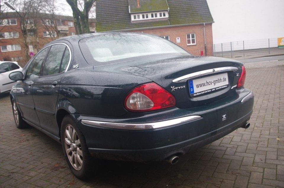 Jaguar X-Type 2.5 V6 4x4 in Hamburg