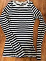 Langarmshirt blau-weiß-gestreift in Größe XS Sachsen - Cunewalde Vorschau