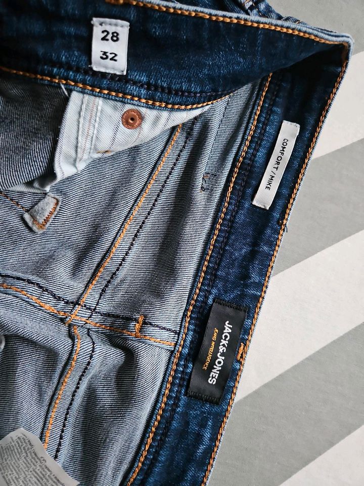 Jeans Jack&Jones  W28 / L32 in Lingen (Ems)