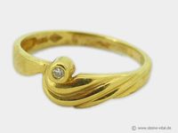 Kleiner 333er Gold Kinder Ring mit Diamant gebraucht (1500) Nordrhein-Westfalen - Leverkusen Vorschau