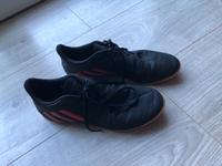 Adidas Hallenturnschuhe Größe UK 8 1/2 - neuwertig Sachsen - Aue Vorschau