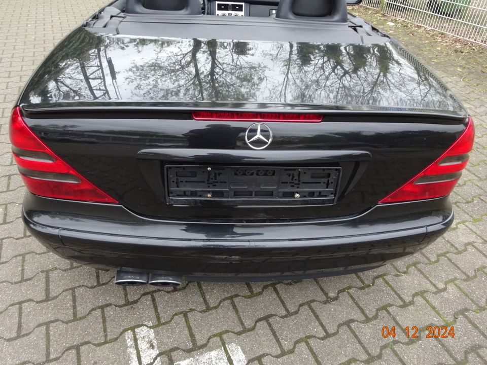 Slk 230k 2001 AMG 32 Optik Top Zustand 18" Xenon ,Fahrwerk in Oberhausen