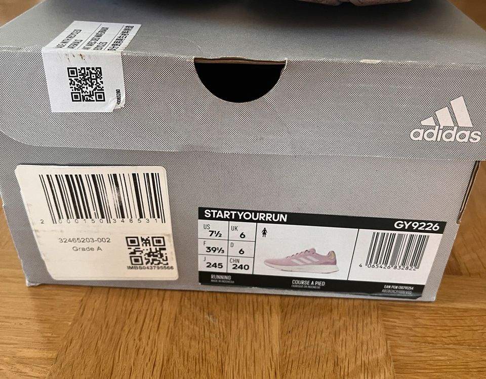 Adidas Sneaker Laufschuhe, 39, rosa, neu in Gerlingen