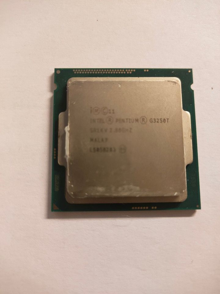 Intel Pentium G3250T CPU, 2.8GHz in Berlin