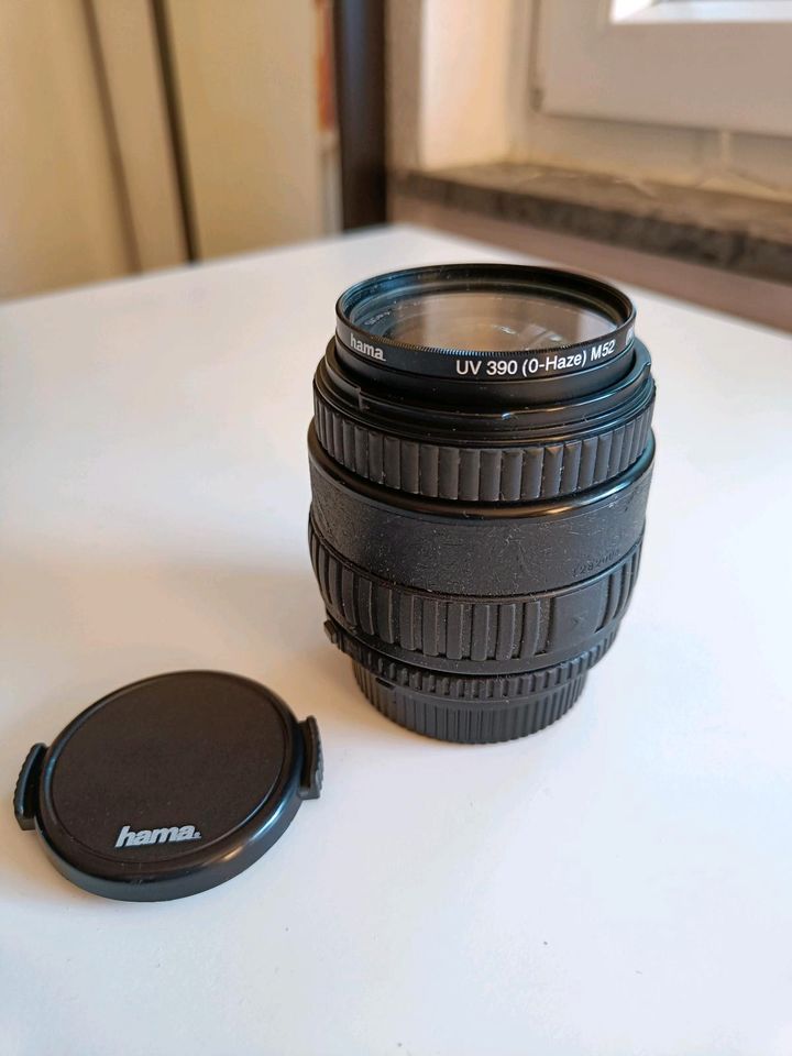 Nikon F601 analoge Spiegelreflexkamera, Objektive, Blitz, Koffer in Oldenburg