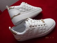 Aldo Sneaker Neu! Gr.37 weiß/gold Leder leicht Guess Schuhe Sachsen-Anhalt - Hansestadt Seehausen Vorschau