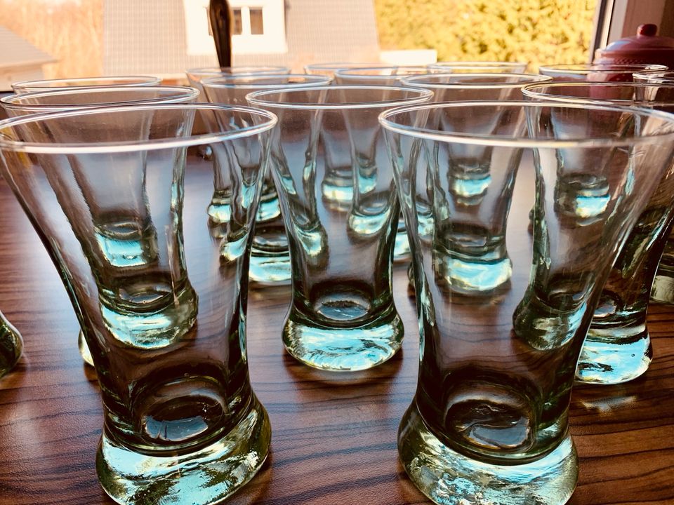 Glas Gläser Wasserglas 15 Stück in Molfsee