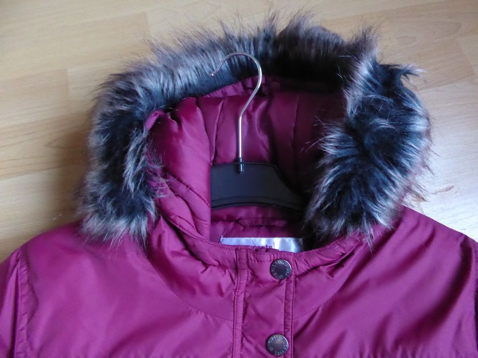 Winterjacke Gr 170 mit abnehmbaren Fellkragen in Osnabrück