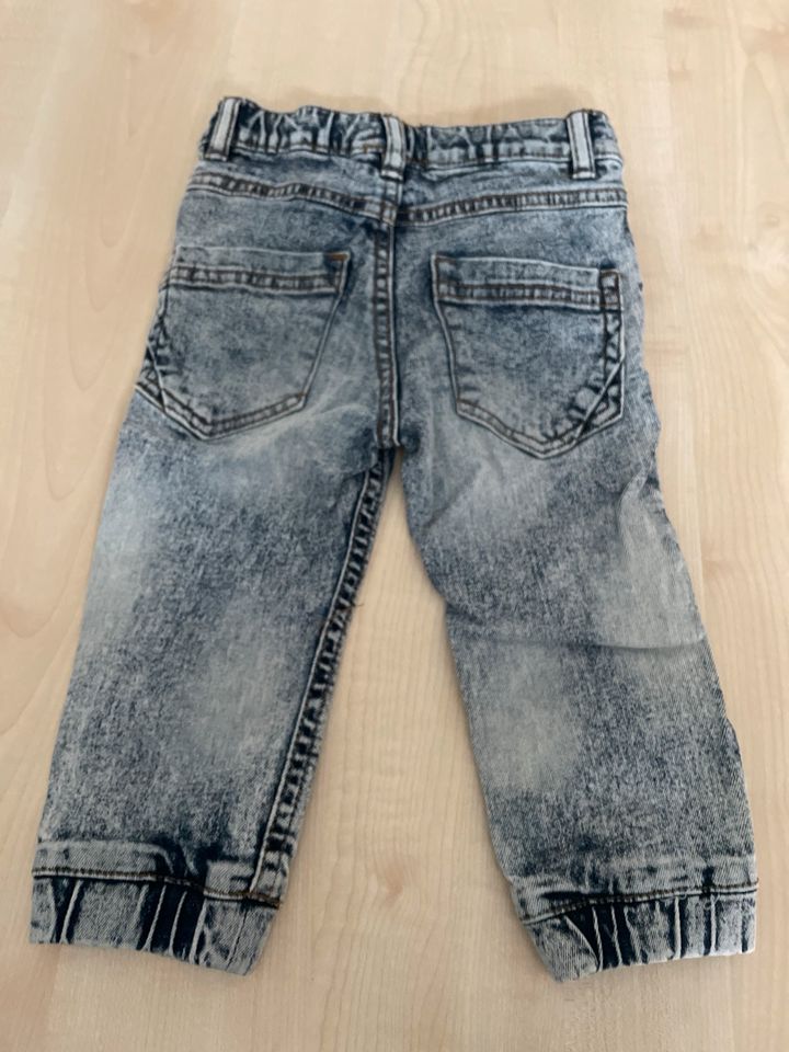 Jeans Hose in Größe 80 in Löhne